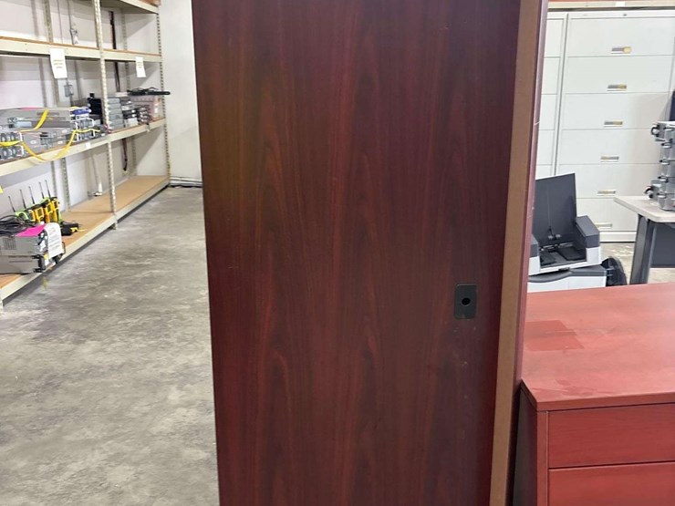 office-desk-image-4