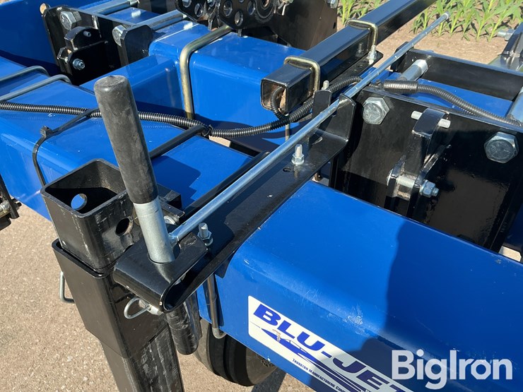 2018-blu-jet-sub-tiller-image-14