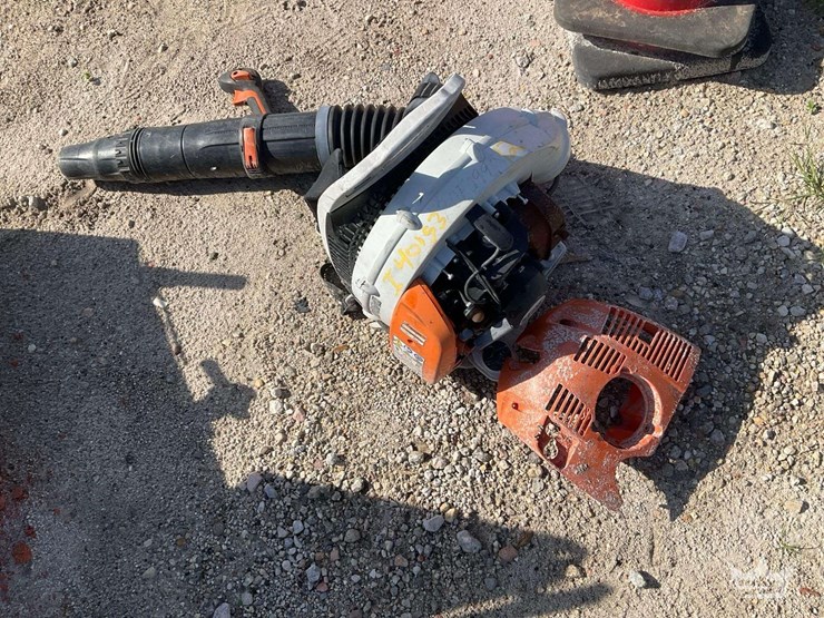 stihl-backpack-blower-image-1