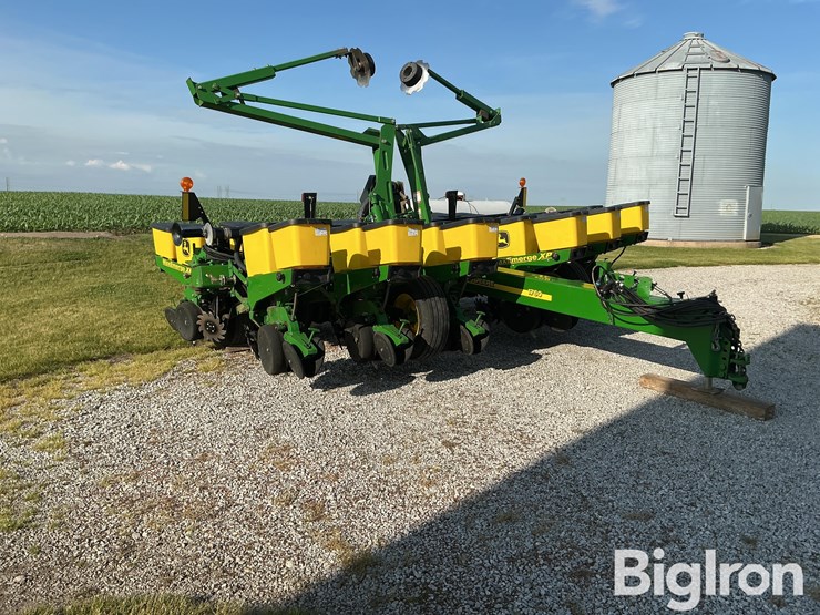 2009-john-deere-1760-image-3