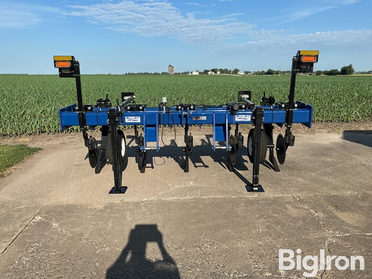 2018-blu-jet-sub-tiller-image-2