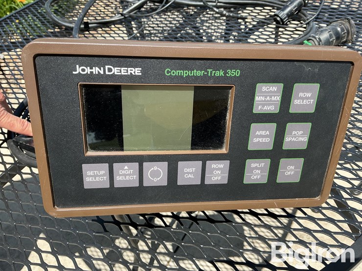 john-deere-350-image-1