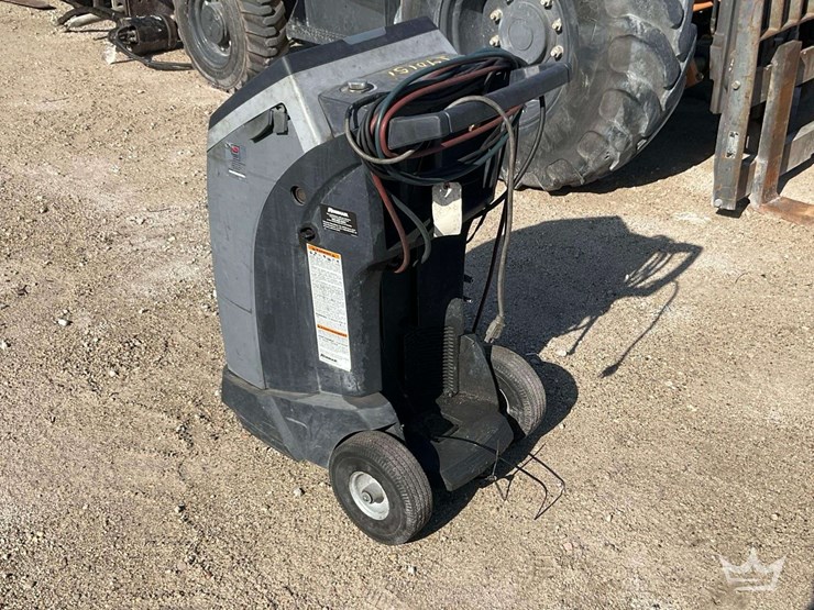 bosch-refrigerant,-recycle-and-recharge-system-image-4