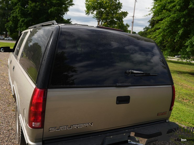 1999-gmc-suburban-image-20