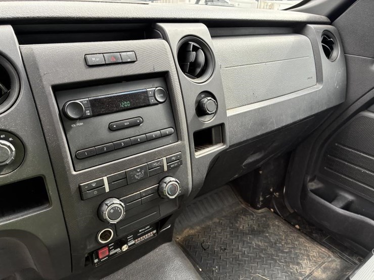 2011-ford-f150-image-16