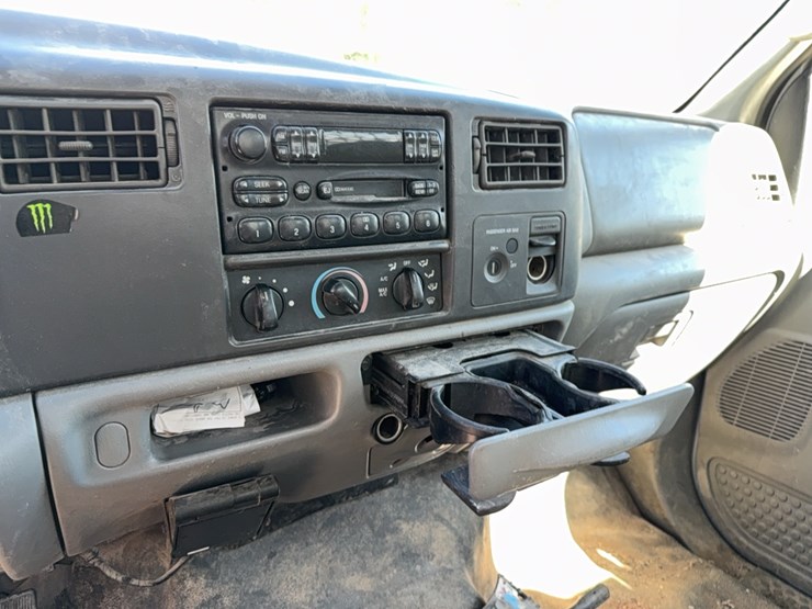 2003-ford-f450-image-34