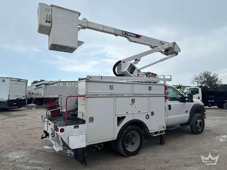 2014-ford-f550-image-3