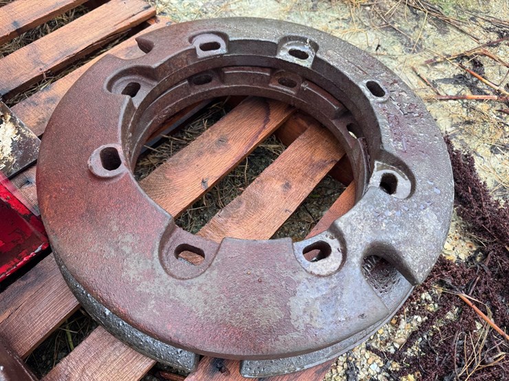 #5539-•-minneapolis-moline-wheel-weights-image-1
