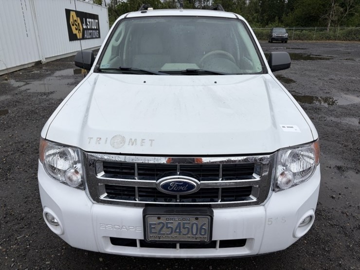 2012-ford-escape-image-8