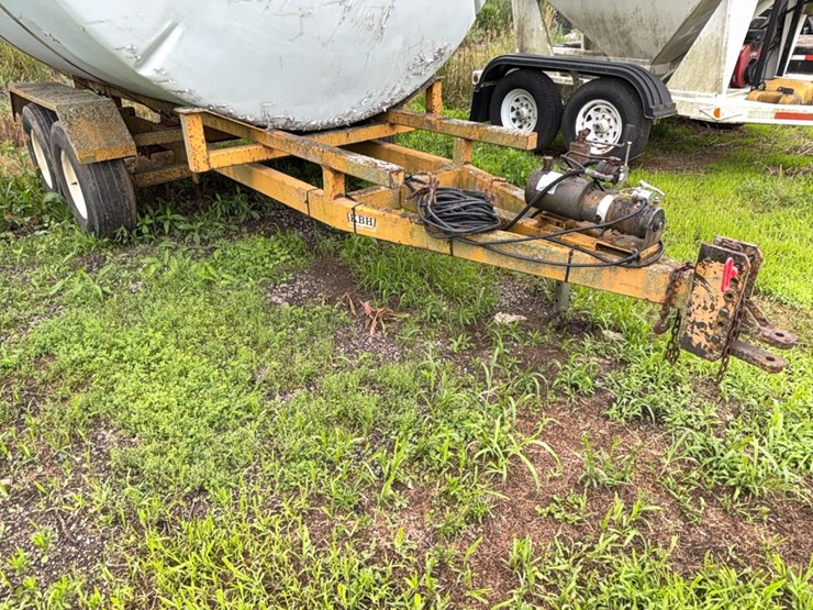 kbh-hyd-lift-and-haul-trailer-image-3