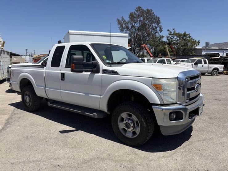 2011-ford-f250-image-2