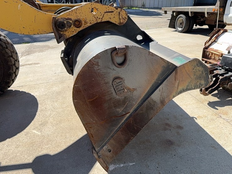 jd-444g-end-loader-image-7