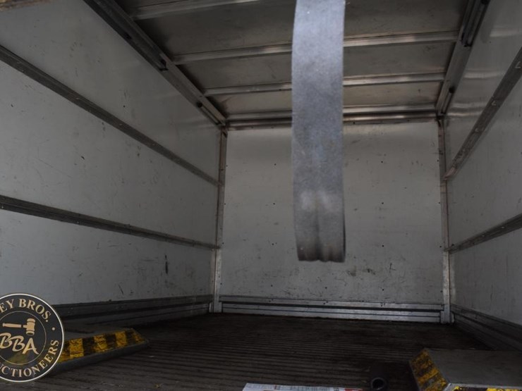 2019-ford-transit-image-15