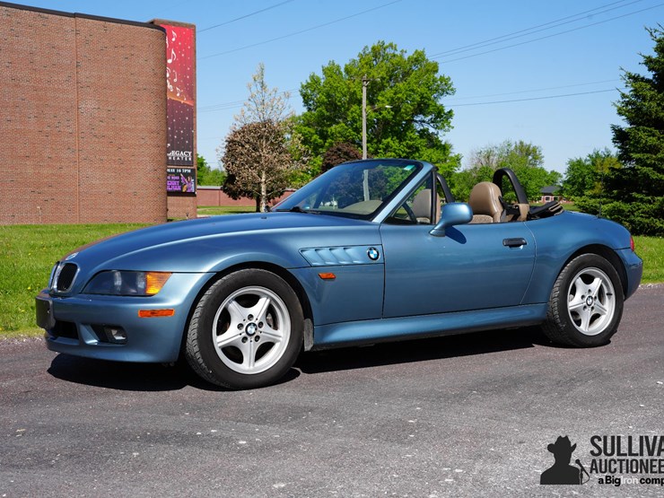 run-#174---1998-bmw-z3-convertible-image-1