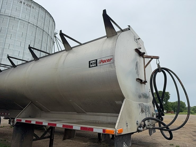 2001-cei-pacer-bulk-body-trailer-image-4