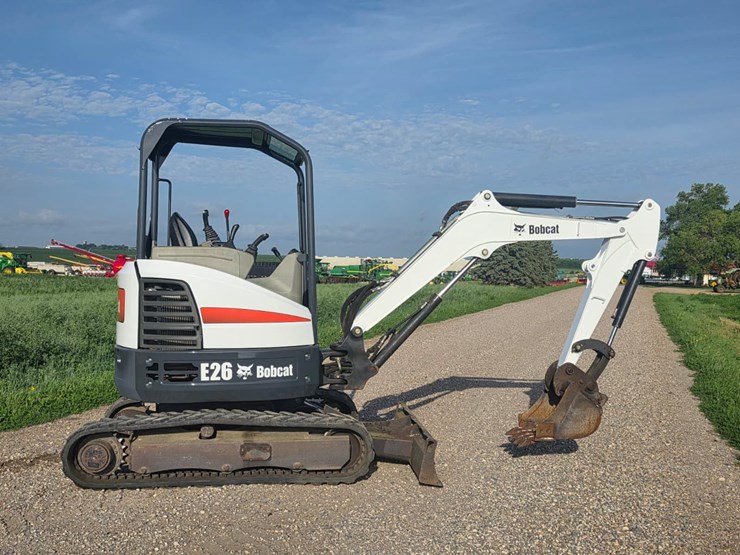 bobcat-e26-image-8