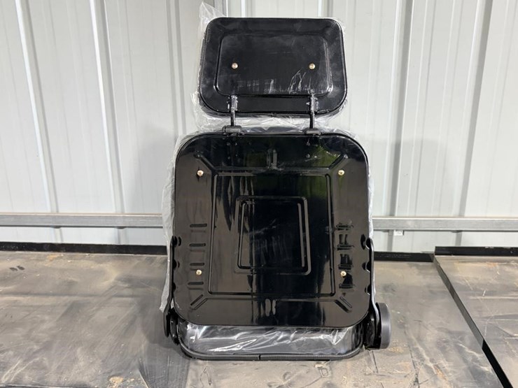 equipment-seat-image-3