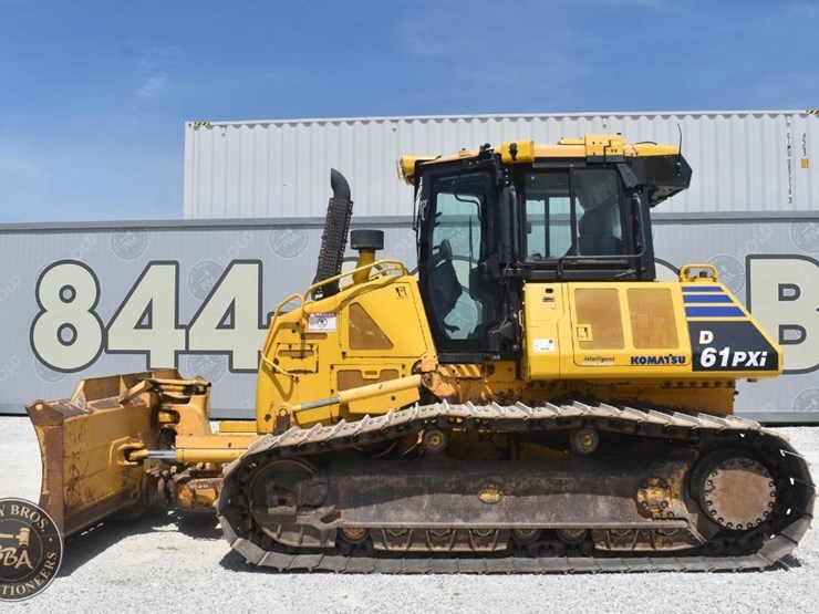 2020-komatsu-d61pxi-24-image-3
