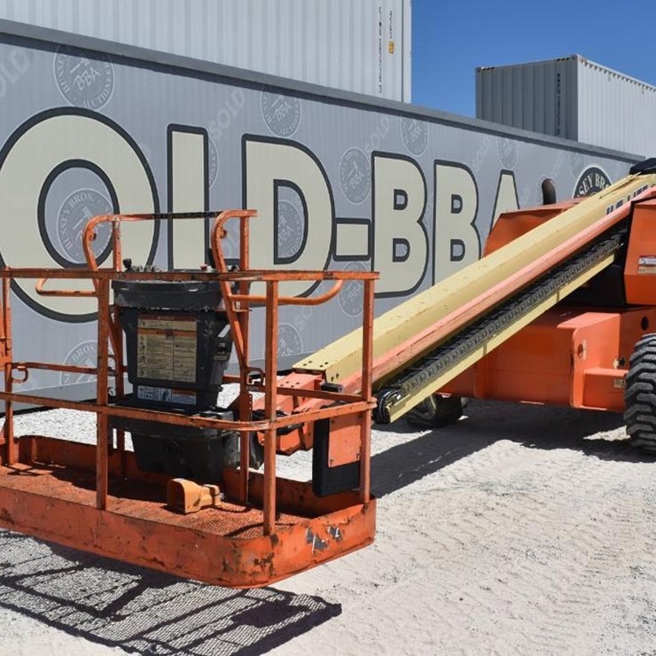 2015 JLG 600S