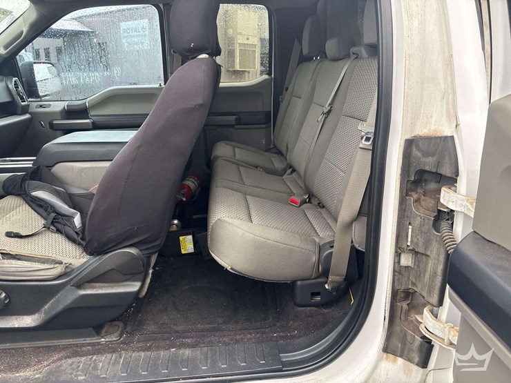 2015-ford-f150-image-19