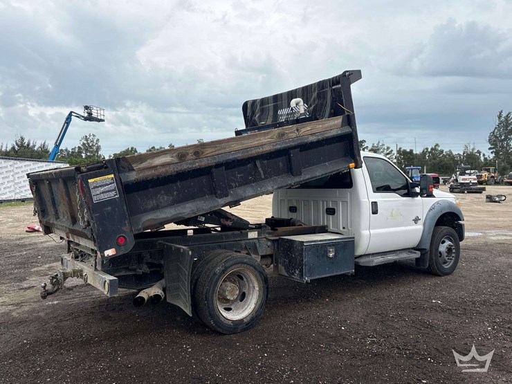 2012-ford-f550-image-3
