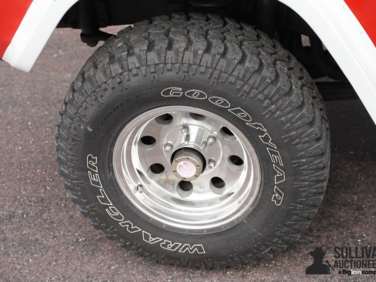 1977-ford-bronco-image-15