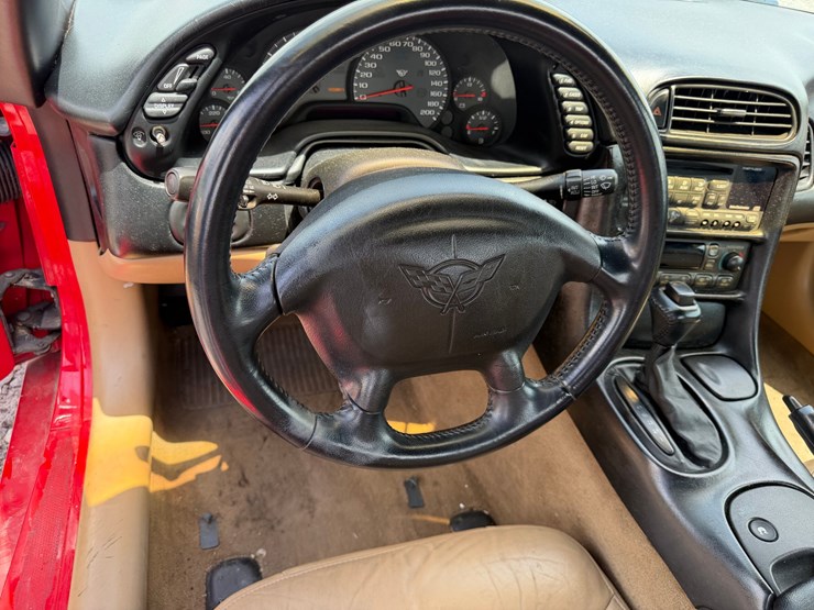 #47184-•-2001-chevrolet-corvette-convertible-1g1yy32gx15121283-inv#47184-image-46