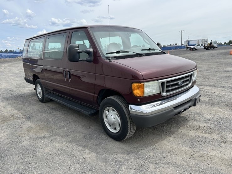 2005-ford-e350-xlt-sd-image-7