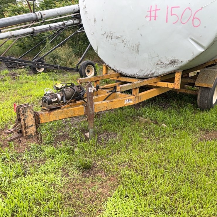 KBH hyd lift and haul trailer