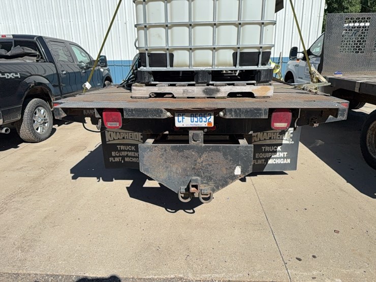 2001-gmc-3500-image-6