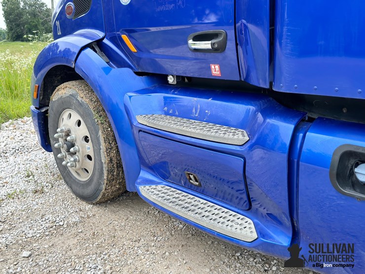 2020-peterbilt-579-image-20
