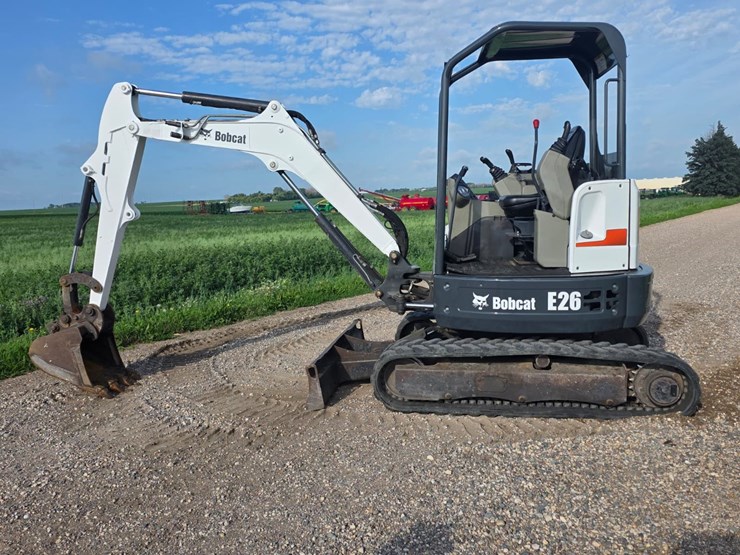 bobcat-e26-image-4