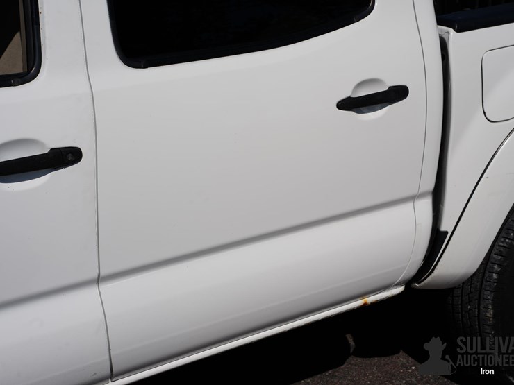 2006-toyota-tacoma-image-18