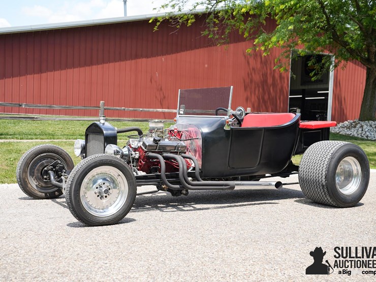 1923-ford-model-t-image-1
