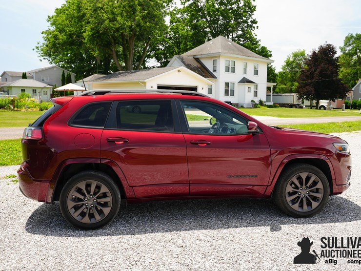 2020-jeep-cherokee-image-4