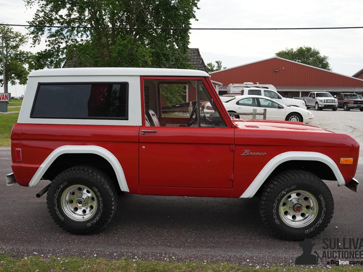 1977-ford-bronco-image-4