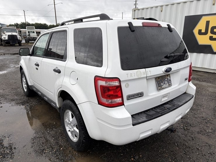 2012-ford-escape-image-6