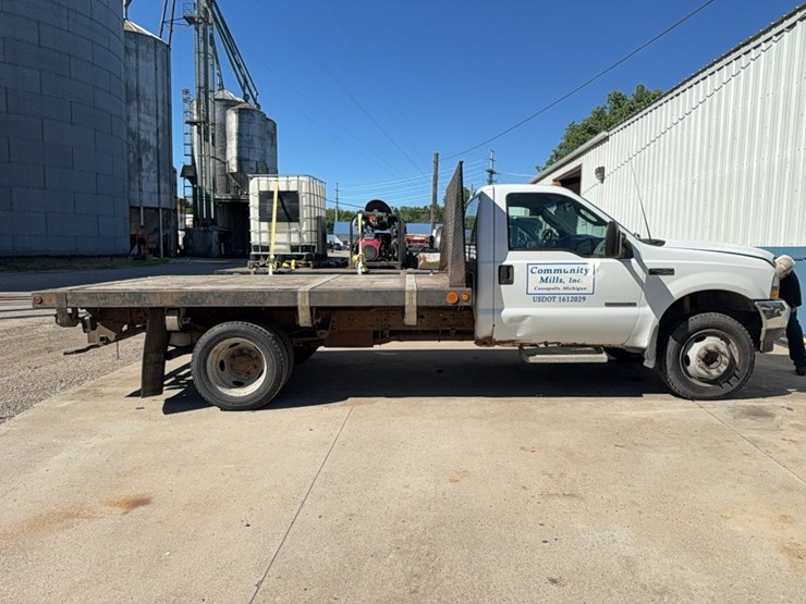 2003-ford-f450-image-10
