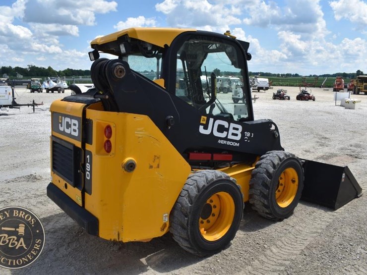 2014-jcb-190-image-5