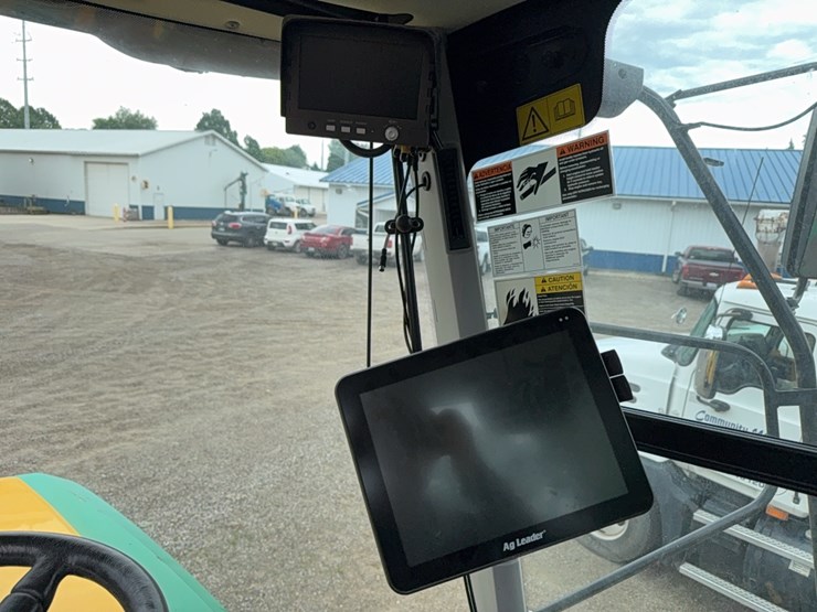 oxbo-4103-dry-applicator-image-32