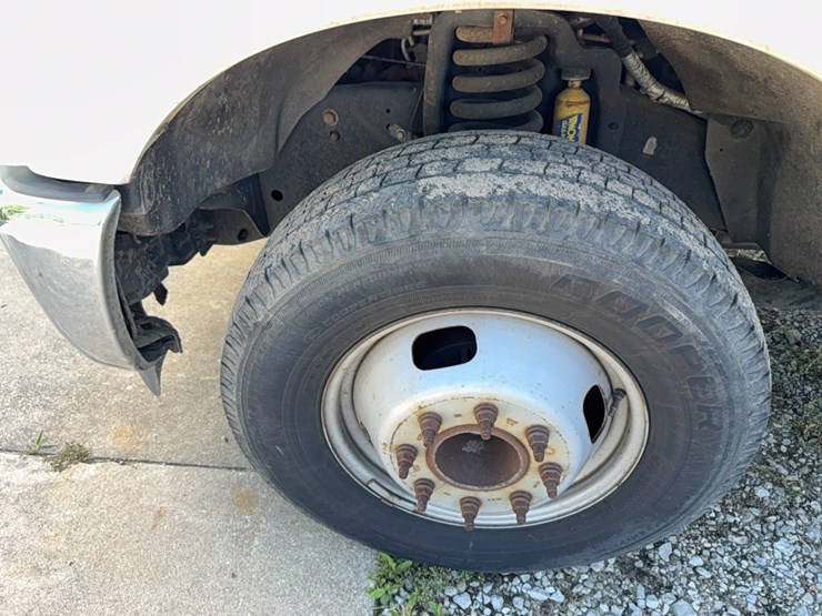 2016-ford-f350-image-12