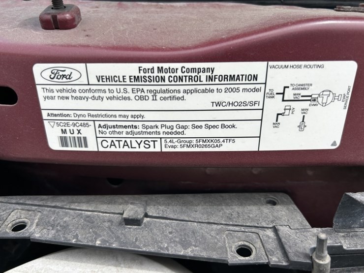 2005-ford-e350-xlt-sd-image-37