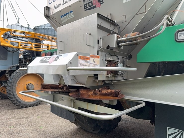 oxbo-4103-dry-applicator-image-20