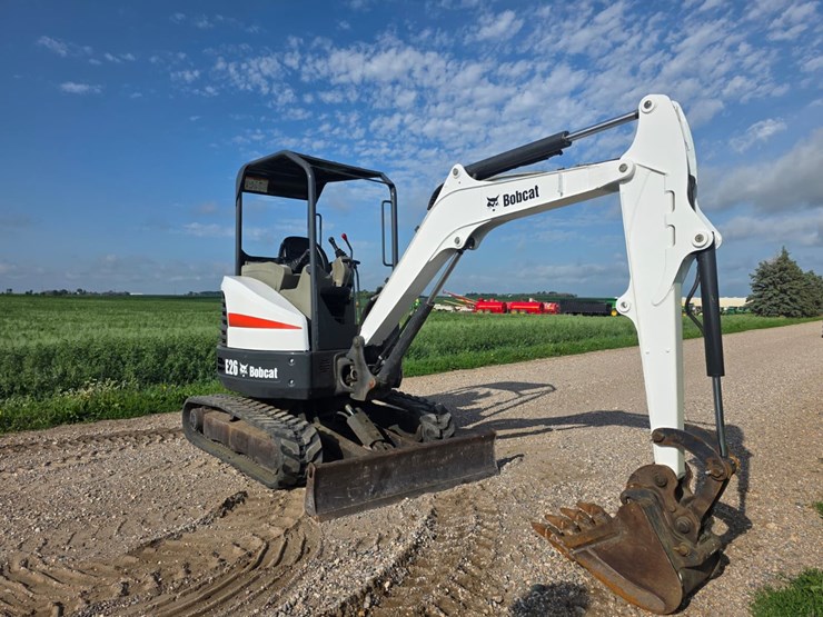 bobcat-e26-image-3