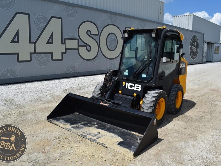 2014-jcb-190-image-9