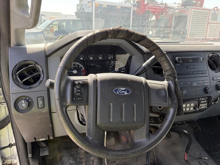 2011-ford-f250-image-14