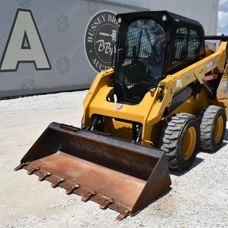 2023 CATERPILLAR 242D3