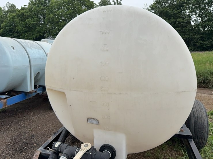 poly-nurse-tank-image-9
