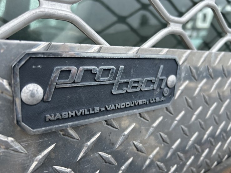 2010-ford-f250-xl-image-32