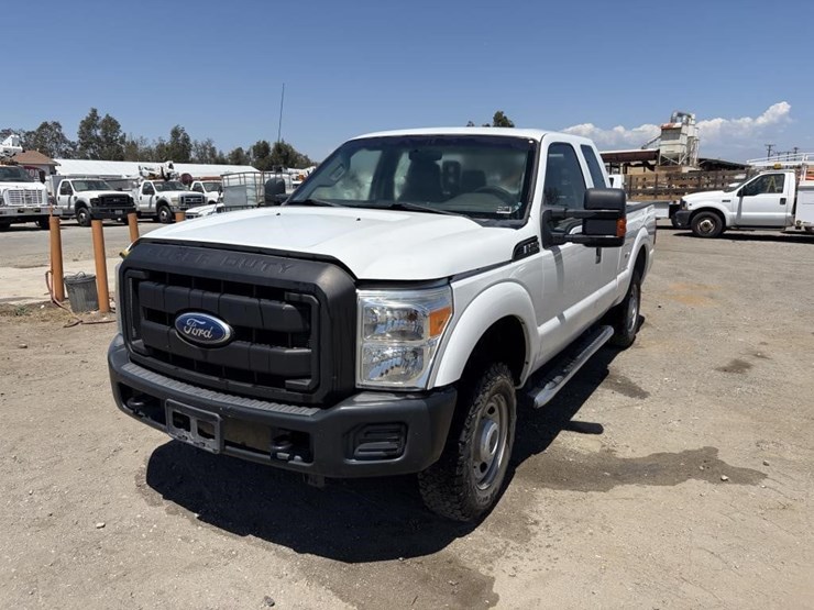 2011-ford-f250-image-1